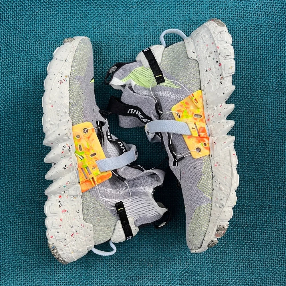 Men’s Nike Space Hippie 03 sneakers in the "Grey Volt" Size 9.5 - Picture 6 of 10